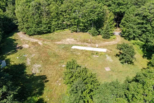 205 W Lake Road, Fitzwilliam, NH 03447