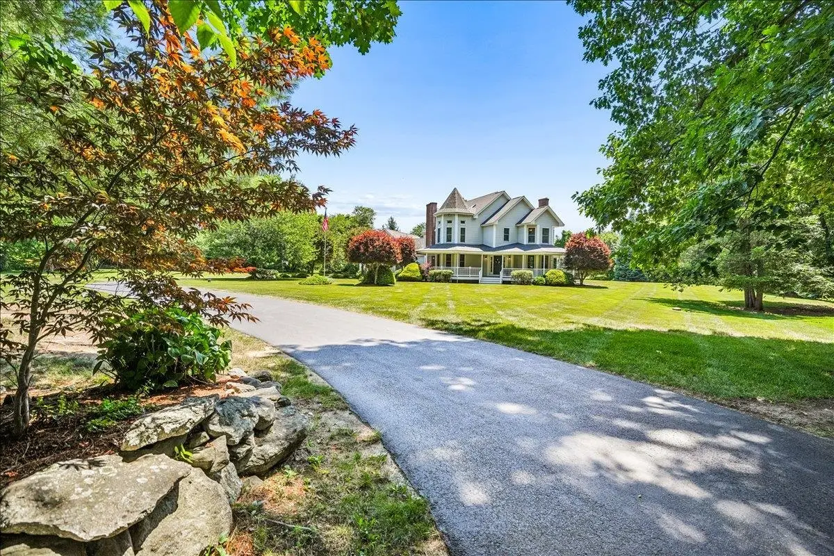 7 King James Drive, Londonderry, NH 03053 - #1