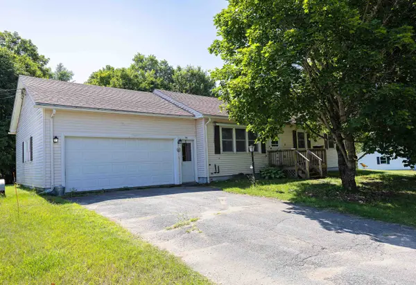 269 Lyndon Heights Drive, Lyndon, VT 05851