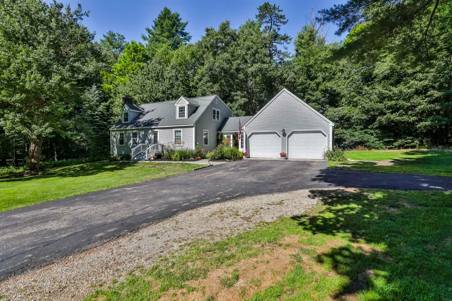 24 Beaver Brook Circle, Amherst, NH 03031 - #3