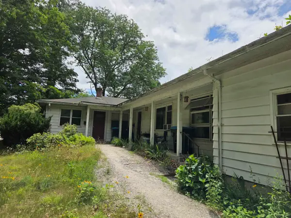 39 Penacook Street, Concord, NH 03301