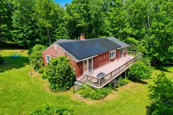 290 French Road, Henniker, NH 03242