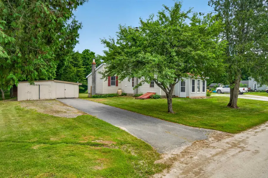 2 Willow Street, Proctor, VT 05765 - #2