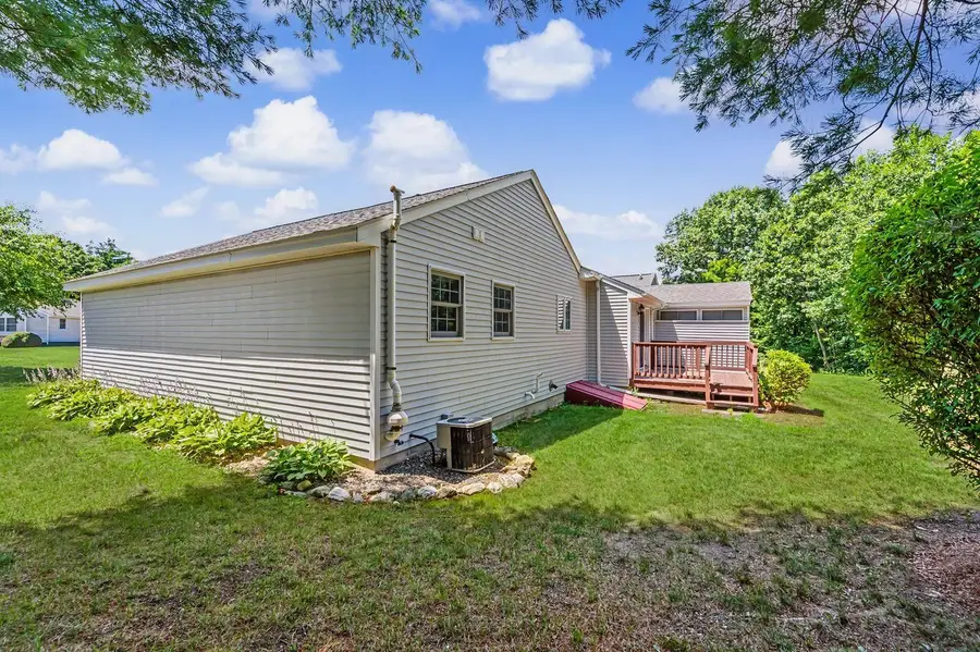 30 Rainbow Drive, Londonderry, NH 03053 - #2