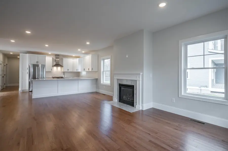 12 Wilderness Drive, Nashua, NH 03062 - #3