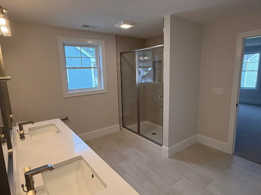 10 Wilderness Drive, Nashua, NH 03062 - #3