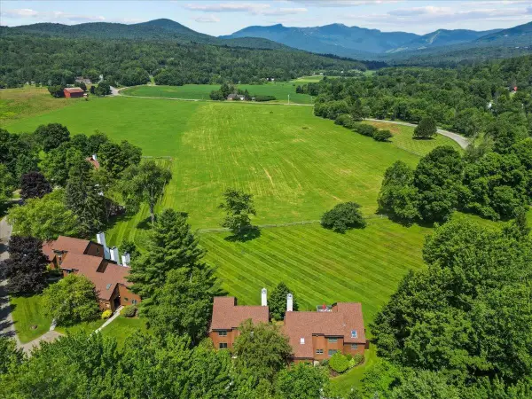 70 Field Road #5, Stowe, VT 05672