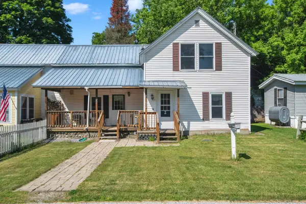 92 River Street, Montgomery, VT 05471
