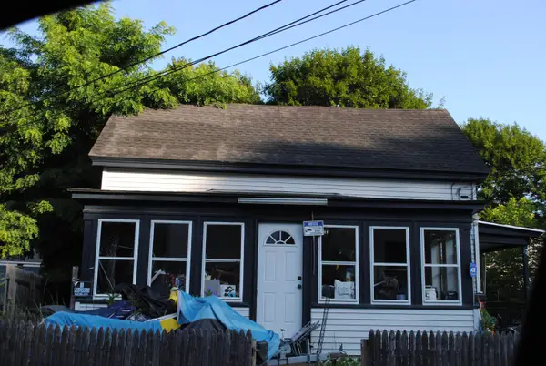 21 Maple Street, Rochester, NH 03867