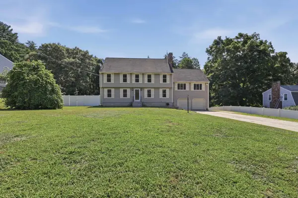28 Rangers Drive, Hudson, NH 03051