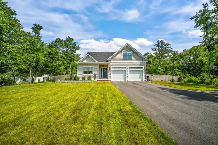 71 Signature Drive, Barrington, NH 03825 - #2