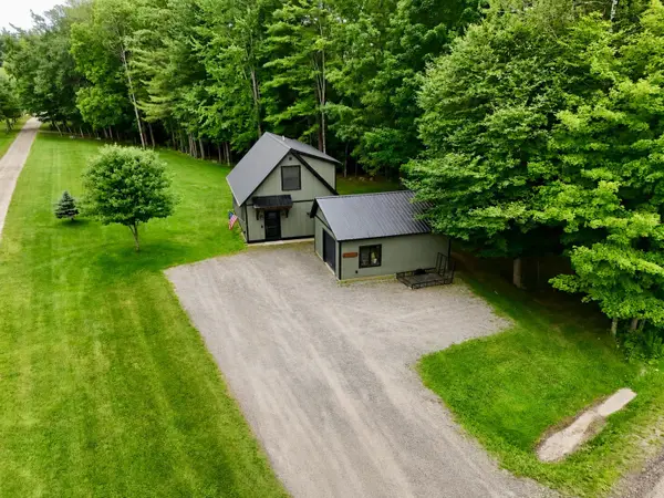 123 Whispering Pines Road, Derby, VT 05829