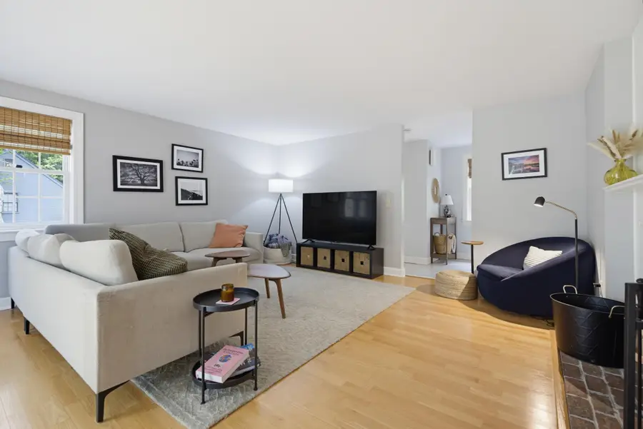2 Coach Road, Exeter, NH 03833 - #3