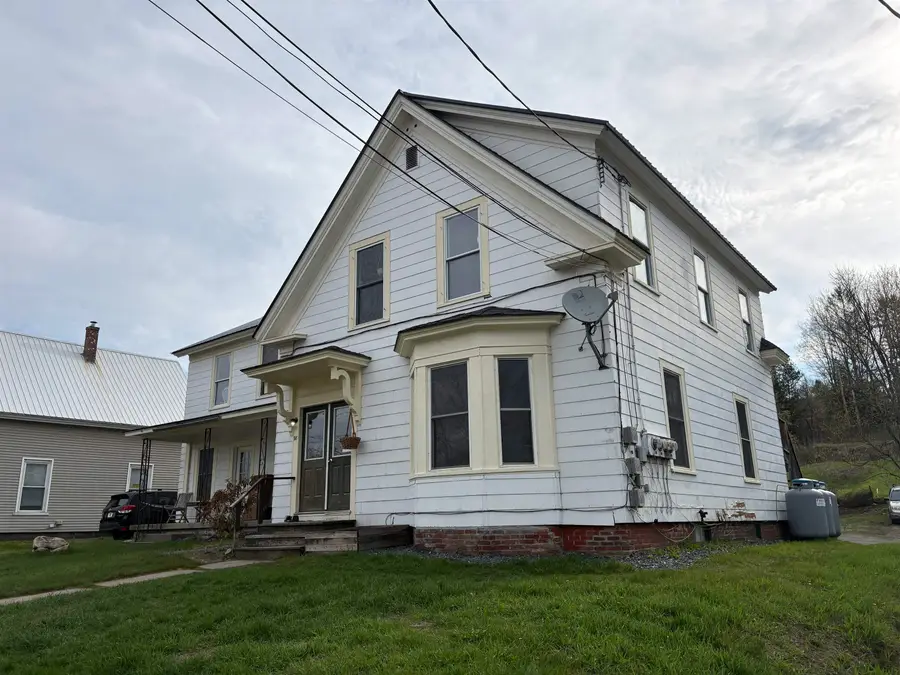 98 Williams Street, Lyndonville, VT 05851 - #2