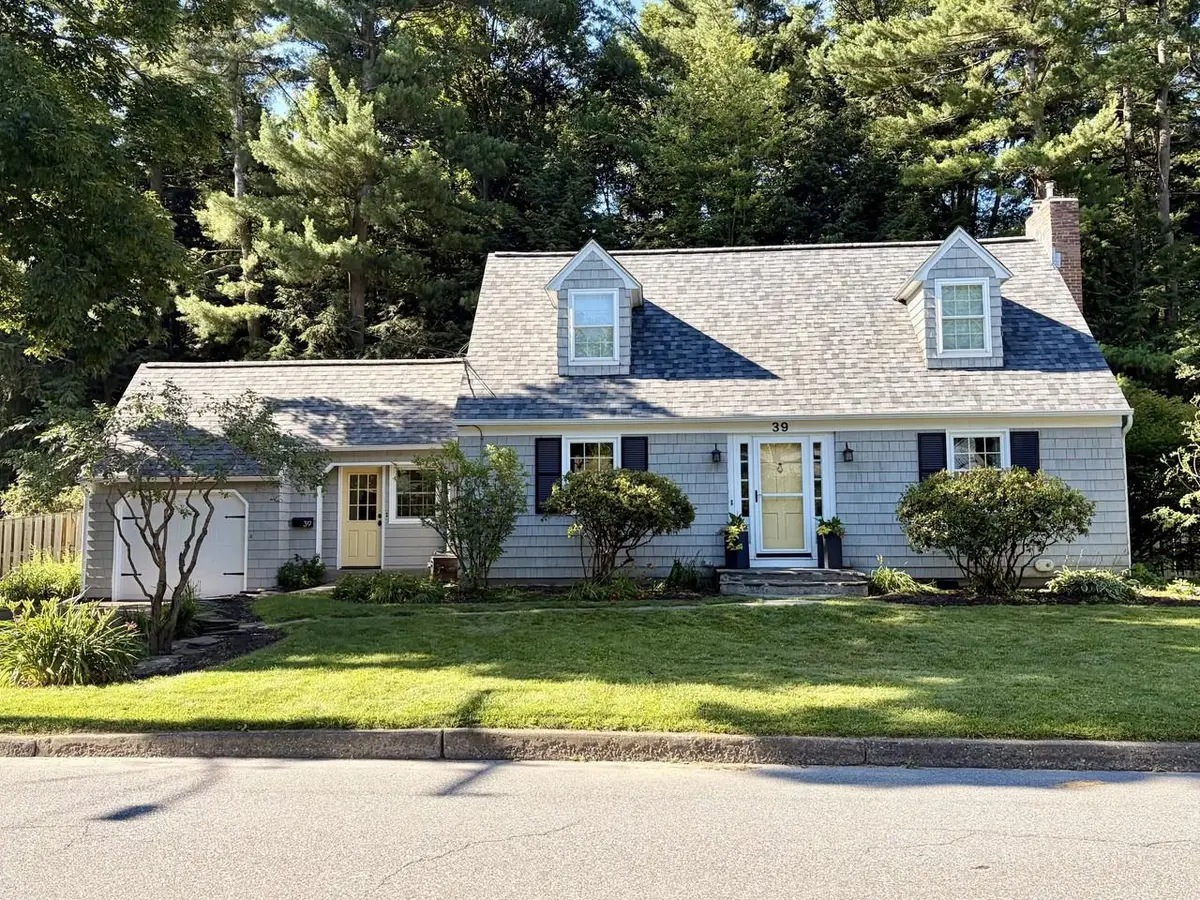 39 Laurel Hill Drive, South Burlington, VT 05403 - #1