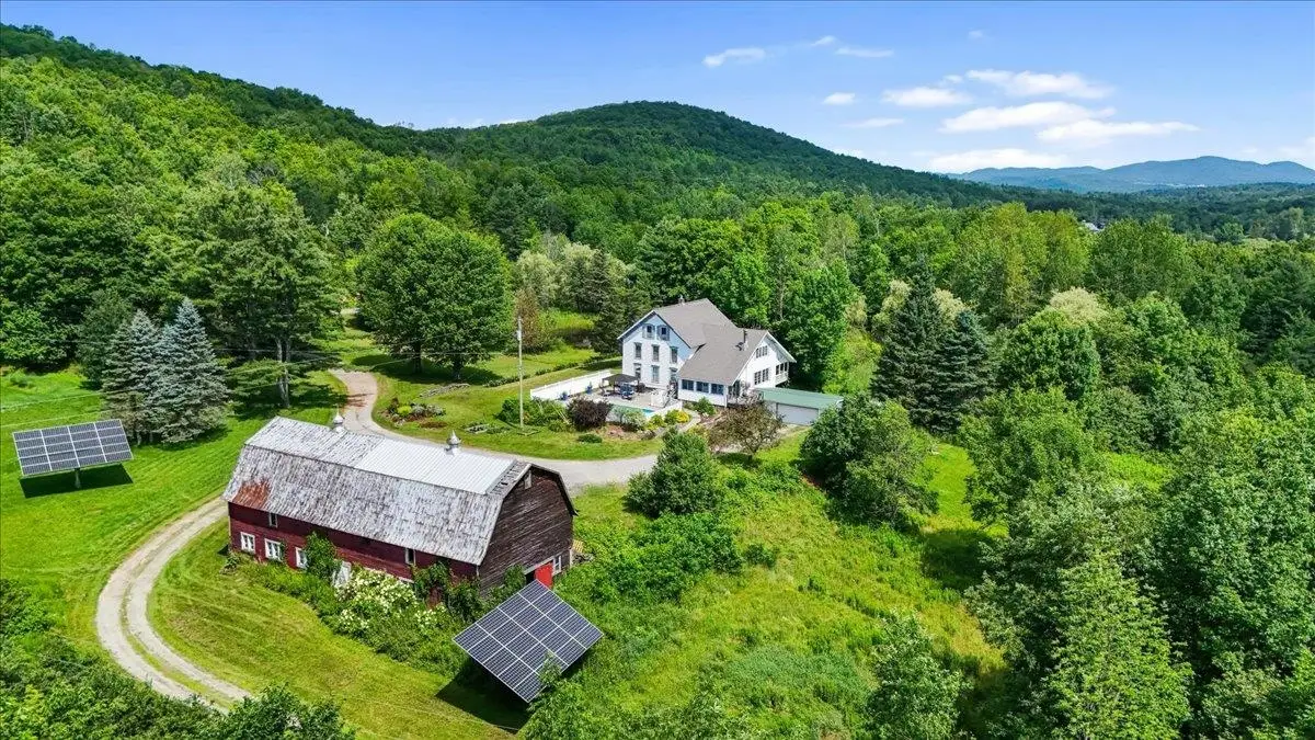 5 Black Dog Lane, Underhill, VT 05489 - #1
