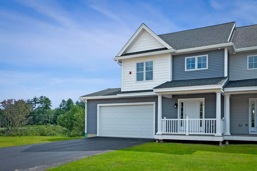 66 Crestview Way, Raymond, NH 03077 - #3