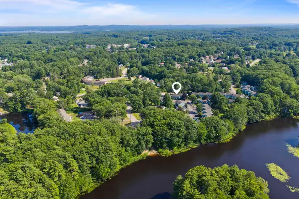 802 Piscassic Street, Newmarket, NH 03857