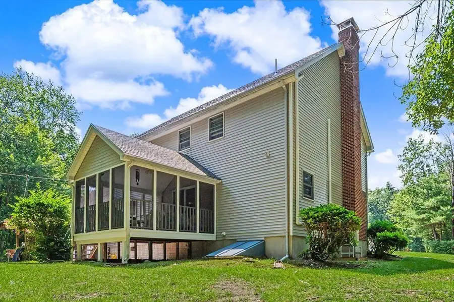 33 Colleen Drive, Salem, NH 03079 - #2