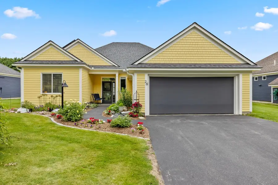 28 Fountain Way, West Lebanon, NH 03784 - #2