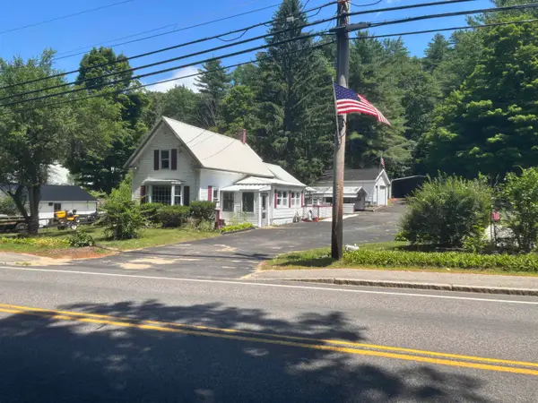332 Main Street, Alton, NH 03810