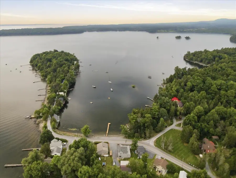 285 East Road, Ferrisburgh, VT 05473 - #3