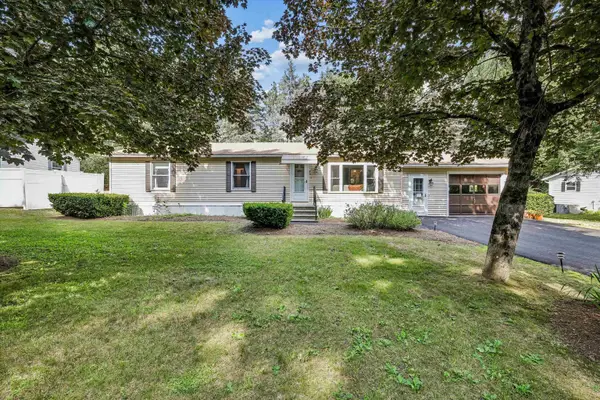 46 Edgewood Drive, Hopkinton, NH 03229