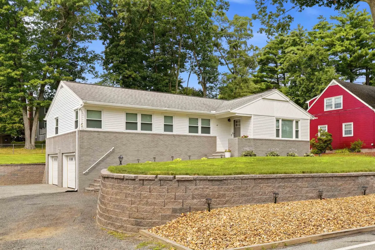 67 Dublin Avenue, Nashua, NH 03063 - #1