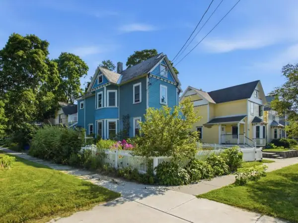 245 Loomis Street, Burlington, VT 05401