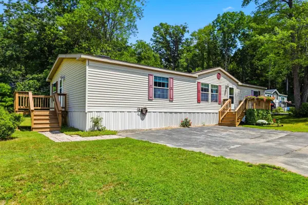 28 Emile Drive, Allenstown, NH 03275