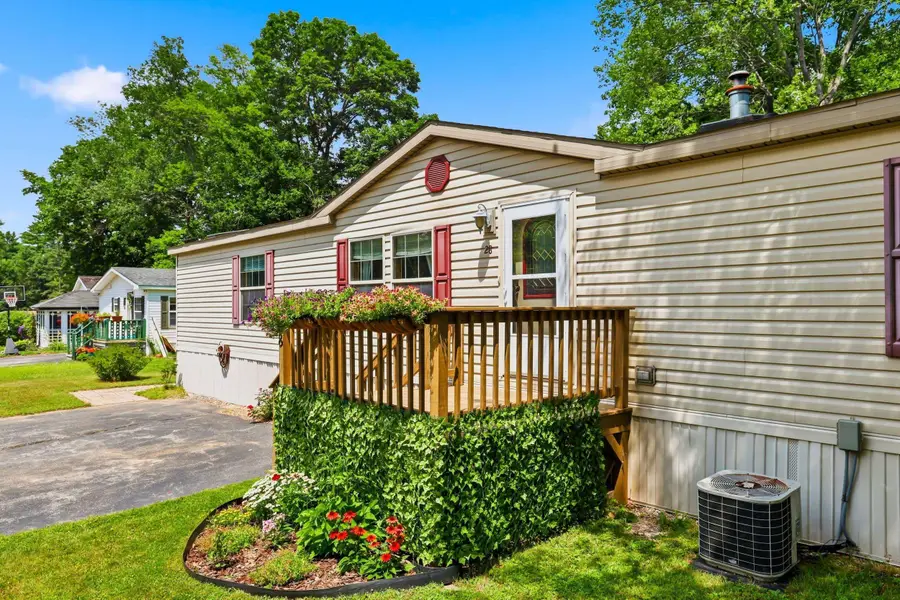 28 Emile Drive, Allenstown, NH 03275 - #3