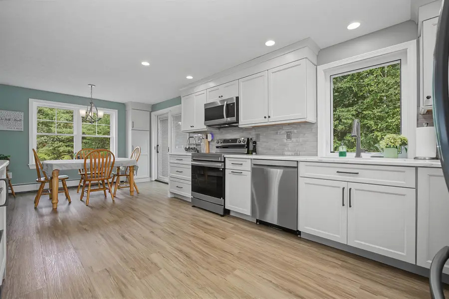 13 Brandy Circle, Litchfield, NH 03052 - #2