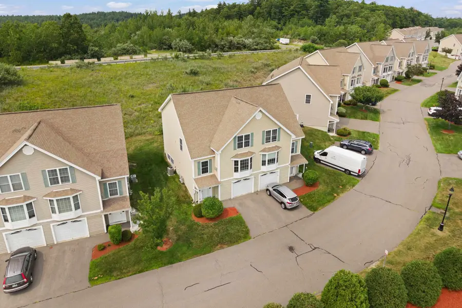 8 Canterberry Court #A, Hudson, NH 03051 - #3