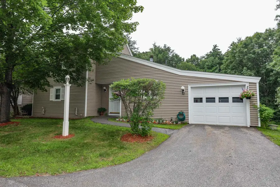 82 Winterwood Drive, Londonderry, NH 03053 - #2