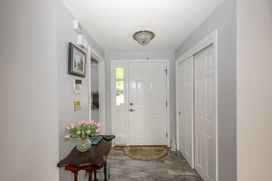 82 Winterwood Drive, Londonderry, NH 03053 - #3