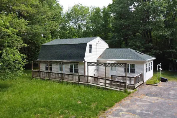 9 Bluebird Lane, Kingston, NH 03848