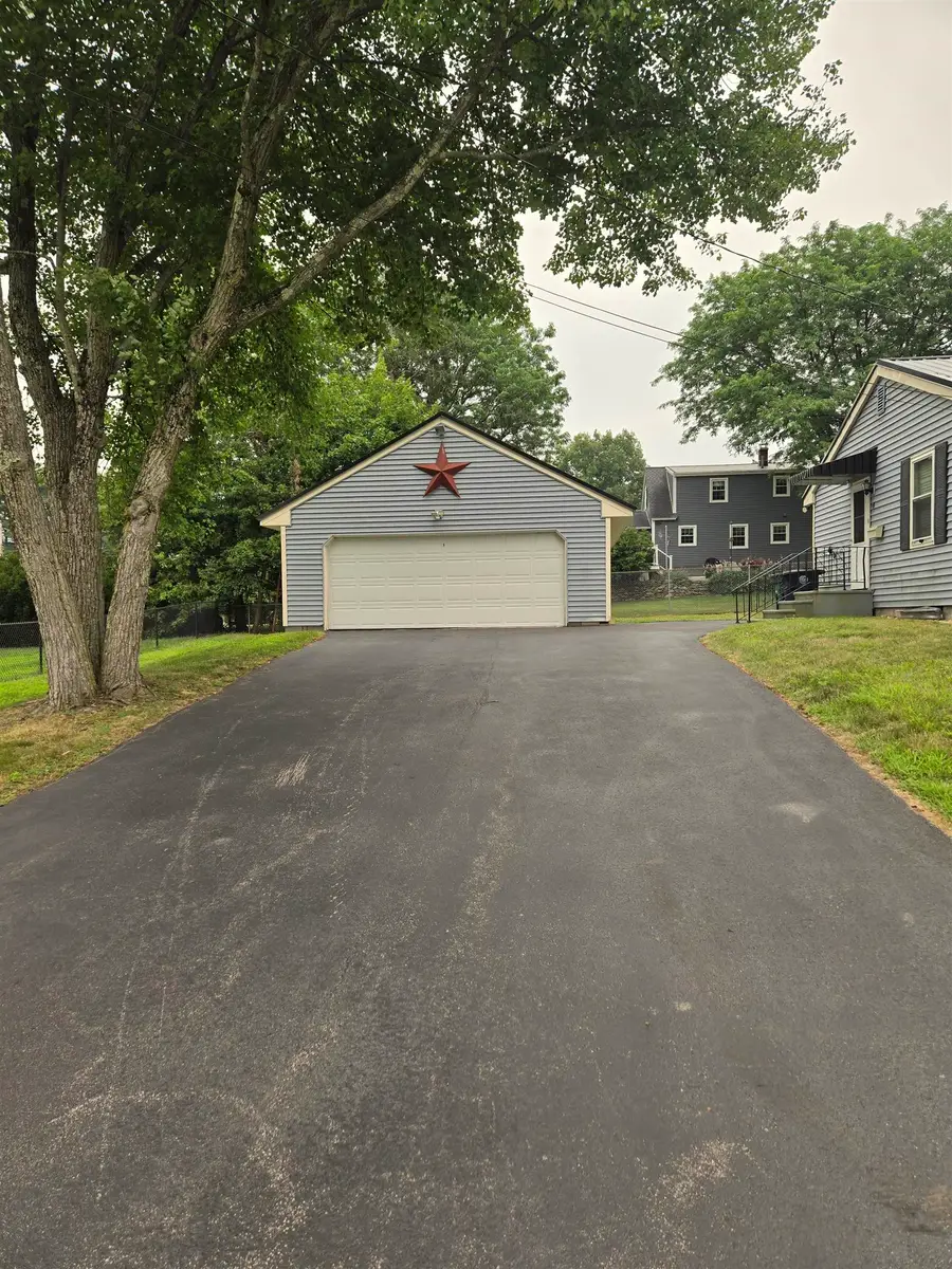4 Forest Hills Drive, Nashua, NH 03060 - #3