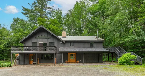 1161 Little Pond Road, Londonderry, VT 05148