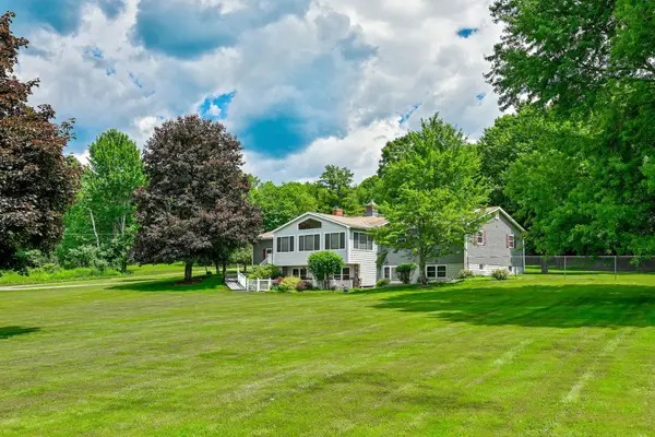 1457 Ridge Hill Drive, Derby, VT 05829