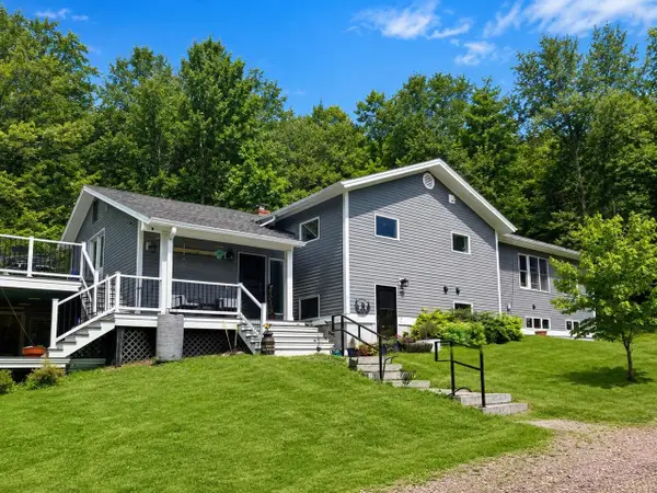 1093 East Hill Road, Richmond, VT 05477