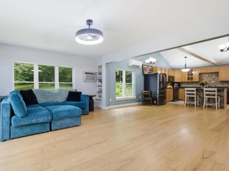 1093 East Hill Road, Richmond, VT 05477 - #3