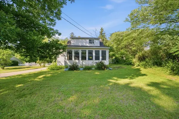 1815 Main Street, Colchester, VT 05446