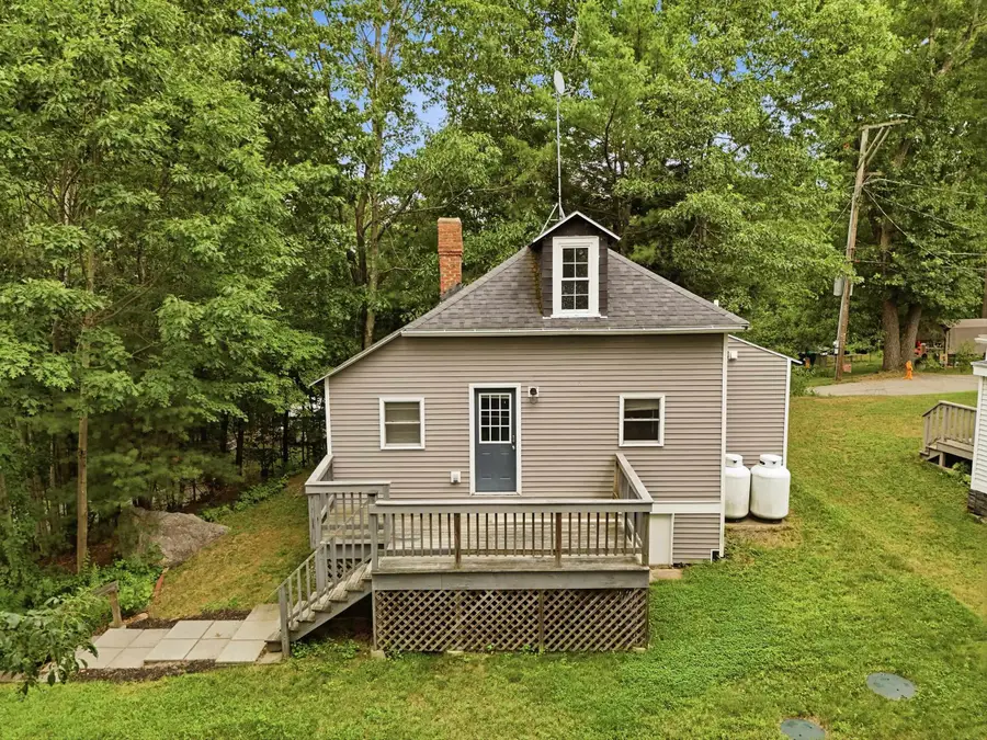 37 Great Pond Road, Kingston, NH 03848 - #3