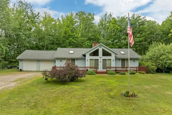 23 Cross Lane, Gilford, NH 03249