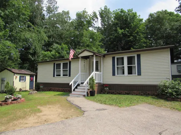 14 Rim Road, Danville, NH 03819