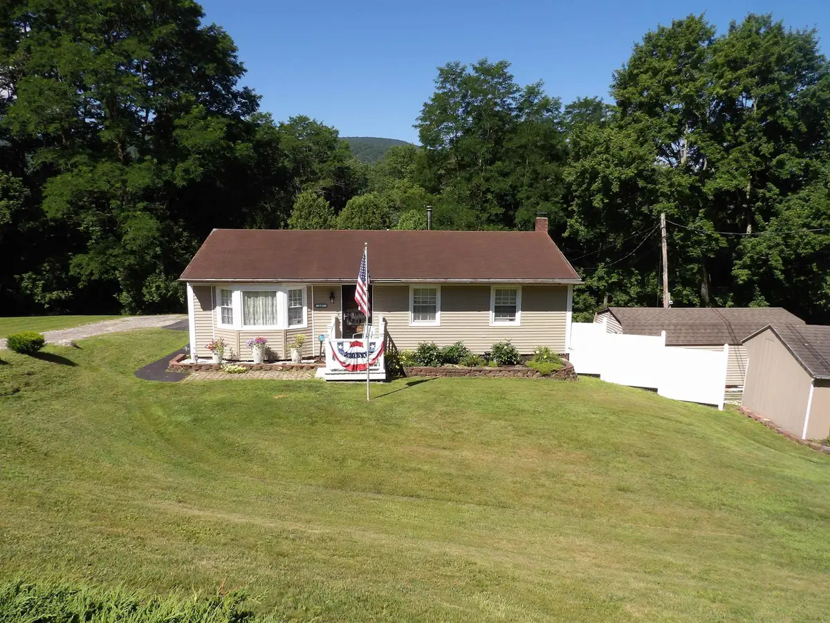 247 Pleasant Heights, West Rutland, VT 05777 - #1