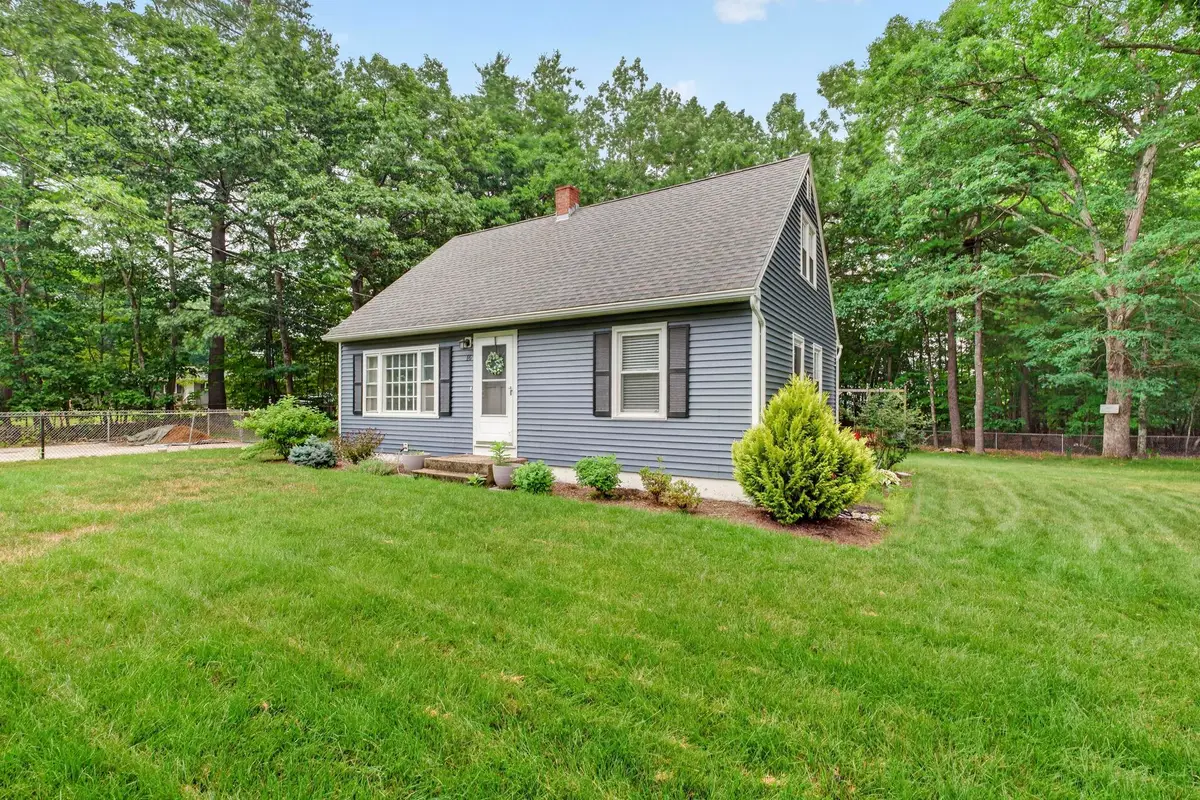16 East Chamberlain Road, Merrimack, NH 03054 - #1