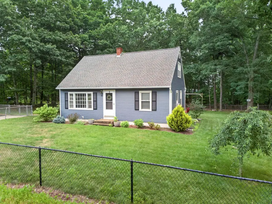 16 East Chamberlain Road, Merrimack, NH 03054 - #2