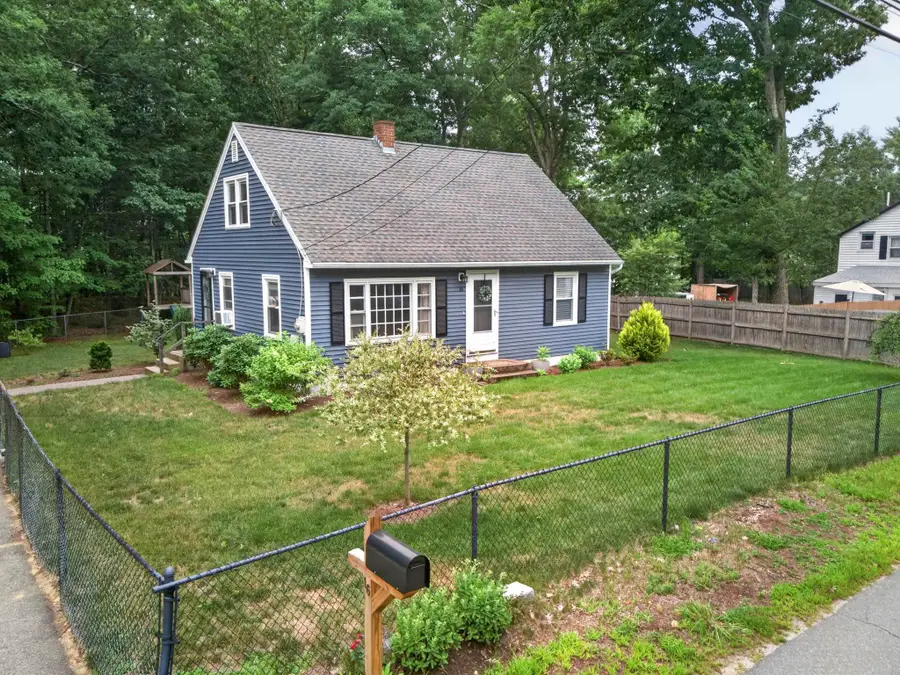 16 East Chamberlain Road, Merrimack, NH 03054 - #3