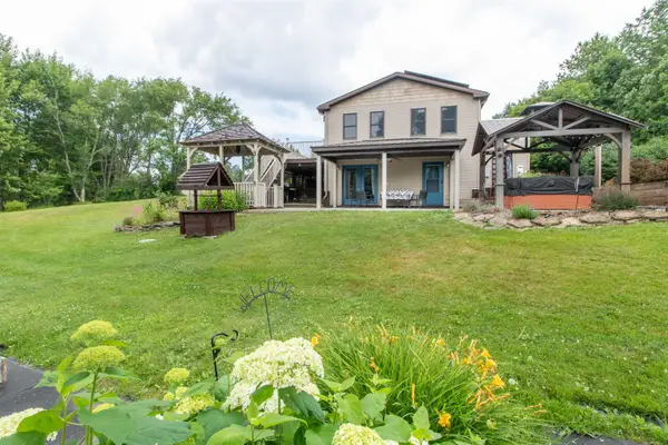 190 Lakeview Drive, Derby, VT 05855